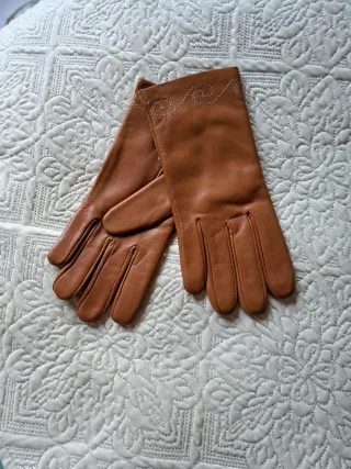 Guantes de Piel Mujer. Color camel