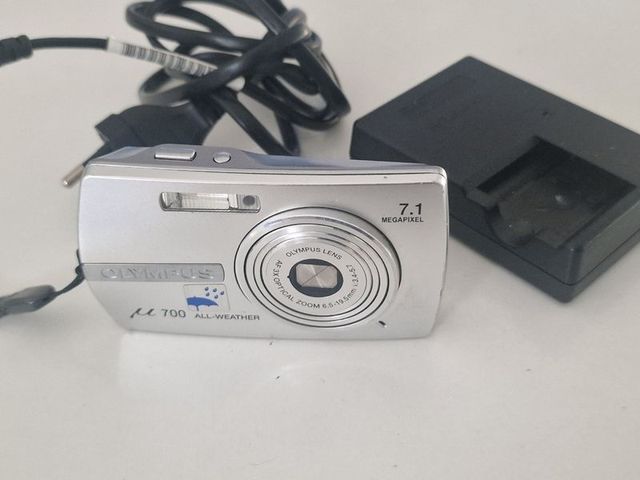 Olympus μ 700 - Cámara 7.1 MP