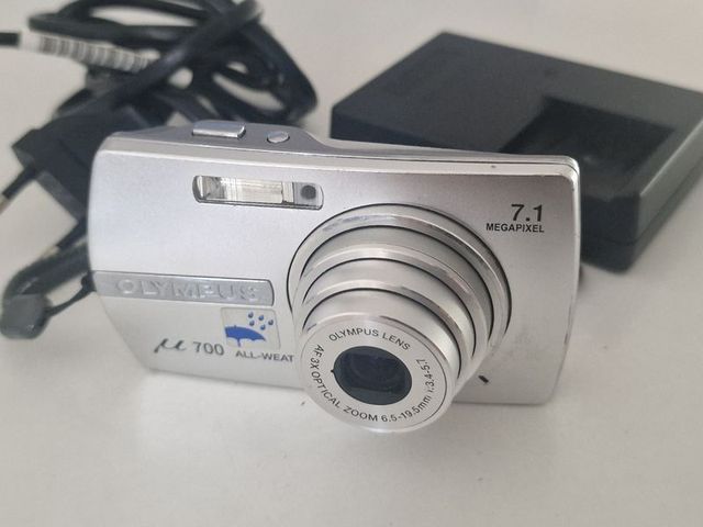 Olympus μ 700 - Cámara 7.1 MP