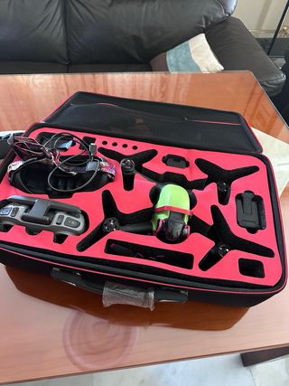 DJI FPV Combo Drone + 3 Baterías + Maleta+ Lentes