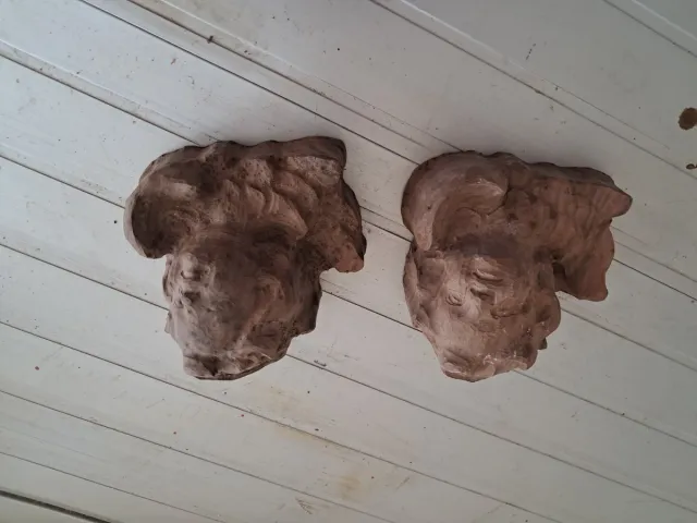 Ángeles de madera de Nogal