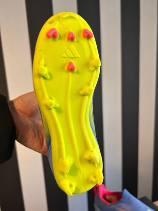 Botas Fútbol Adidas F50 Seminuevas. Talla 33 1/2