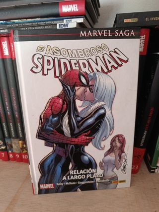 Spiderman Marvel Saga 1 - 24 tapa dura en español.