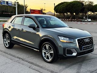 Audi Q2 DESIGN 35 TFSI S TRONIC con LEVAS, CONTROL DE VELOCIDAD...