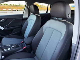 Audi Q2 DESIGN 35 TFSI S TRONIC con LEVAS, CONTROL DE VELOCIDAD...