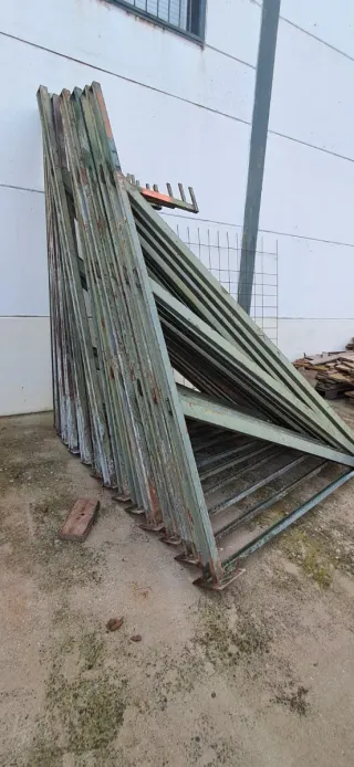 Vela metálica de muros Cofresa 3m