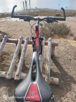 Bicicleta B-PRO ZS8 Roja y Negra