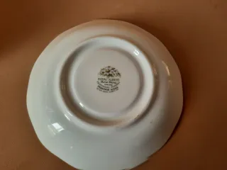 Taza y plato Royal Albert flores