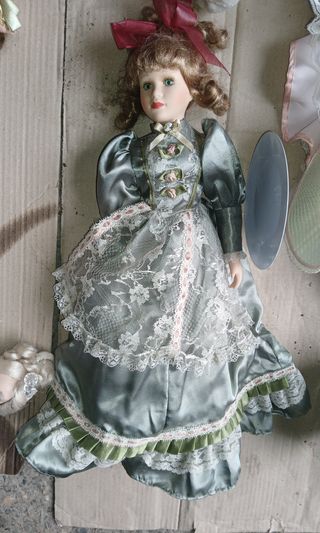 Bambole ceramica da collezione. 9 euro ciascuna