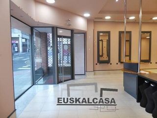 Local comercial en alquiler en Ametzola en Bilbao