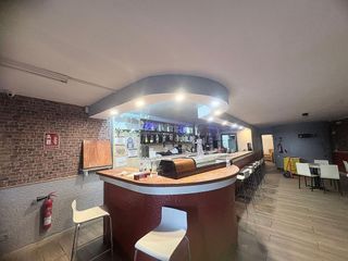 Local comercial en venta en Sant Ildefons en Cornellà de Llobregat