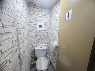 Local comercial en venta en Sant Ildefons en Cornellà de Llobregat