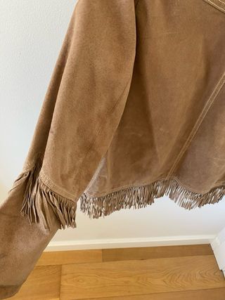 Chaqueta Suiteblanco ante flecos Talla XS,