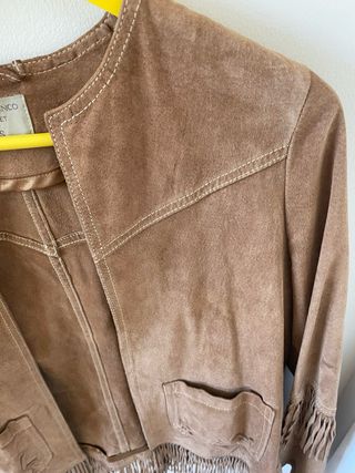 Chaqueta Suiteblanco ante flecos Talla XS,