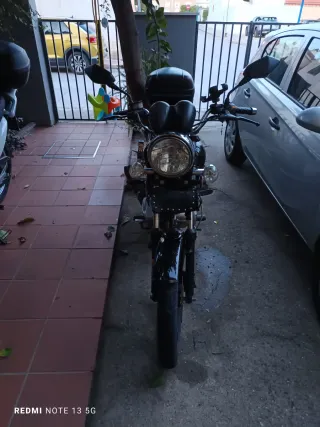 Moto Motor Hispania Street. 125cc.