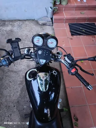 Moto Motor Hispania Street. 125cc.