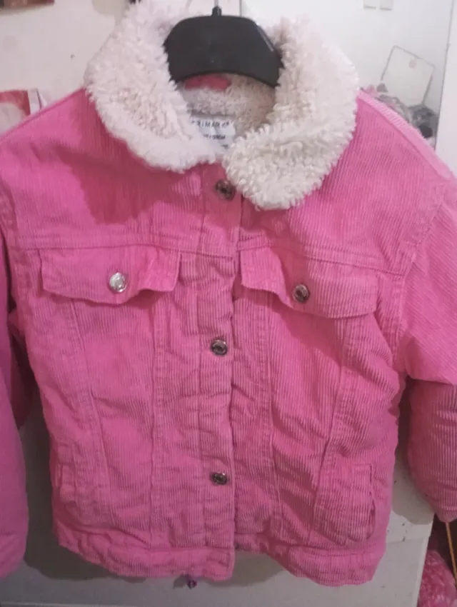 Chaqueta rosa de pana con forro