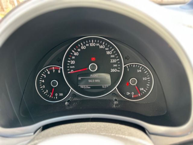 Volkswagen Beetle 2012