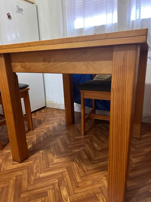 Mesa extensible de comedor de pino macizo