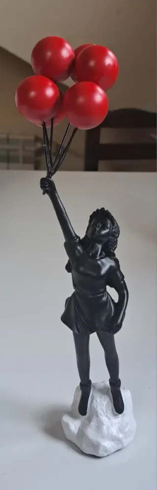 Figura decorativa Banksy «Ragazza con palloncini»