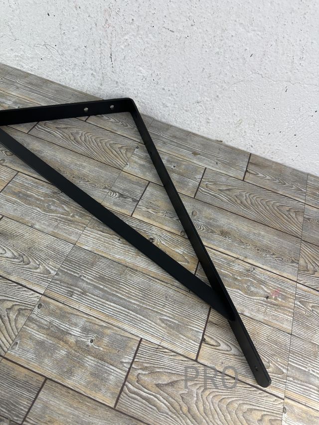 Escuadra para estantería de pared