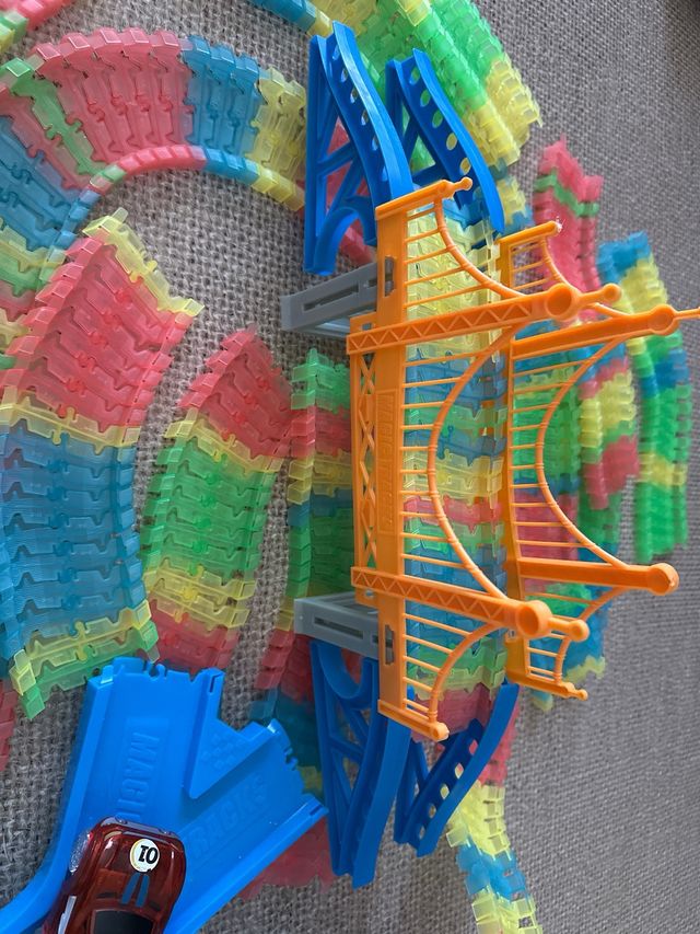 Pista de coches mágica multicolor