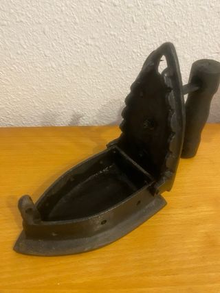 Plancha antigua de carbón