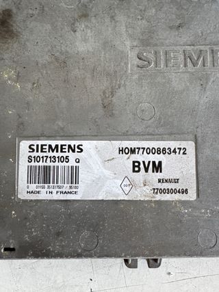 Centralita Motor  Renault  Ref : 7700863472