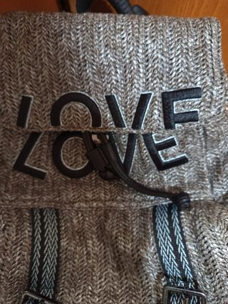 Mochila Desigual LOVE gris y negra