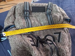 Mochila Desigual LOVE gris y negra