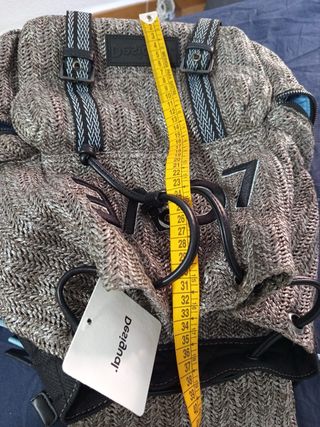 Mochila Desigual LOVE gris y negra