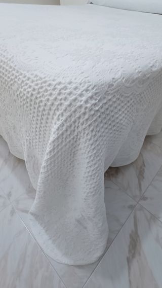 Colcha blanca cama 150