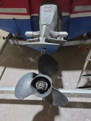 Lancha motor Volvo Penta < 6m