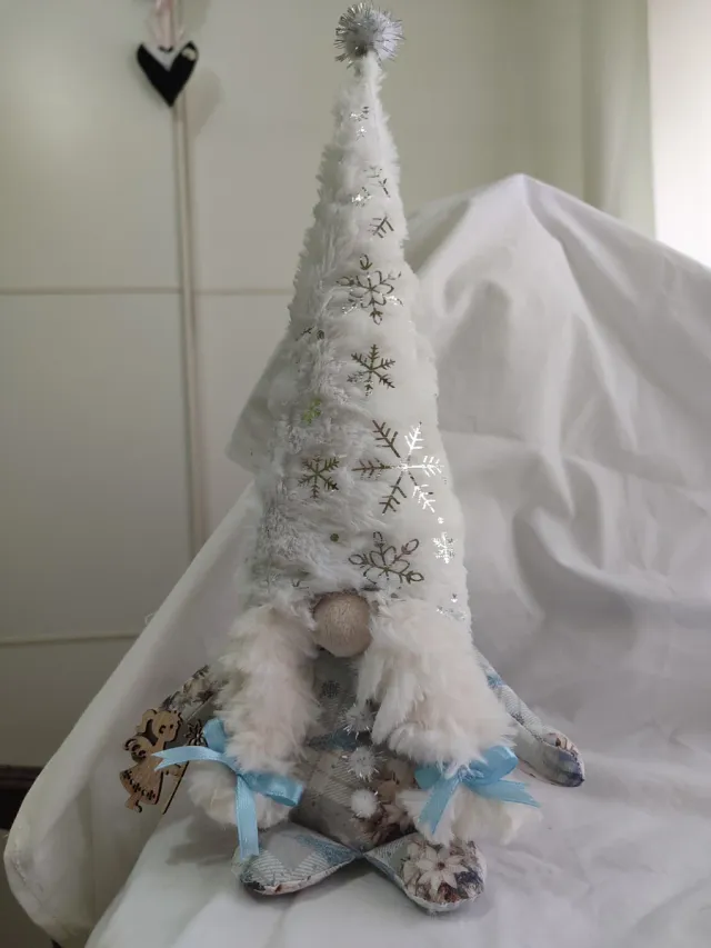 Adornos Navideños Gnomos y Árboles