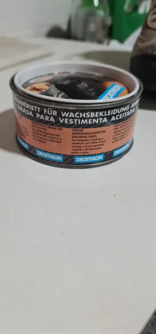 Cera para ropa Decathlon