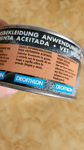 Cera para ropa Decathlon