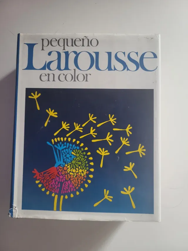 Pequeño Larousse En Color