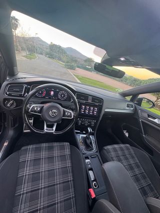 Volkswagen Golf GTD 7.5