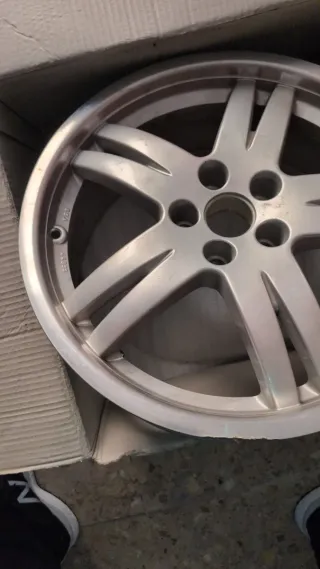 Llanta Seat León FR