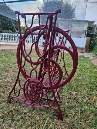 Mesa SINGER cristal base máquina coser