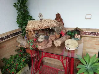 Mesa SINGER cristal base máquina coser