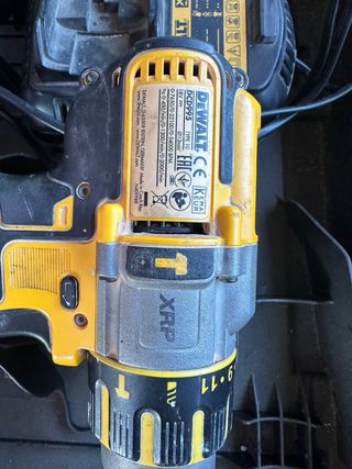 Taladro Percutor Dewalt DCD995P2 XR Li-Ion