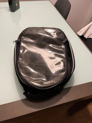 Mochila depósito con imanes