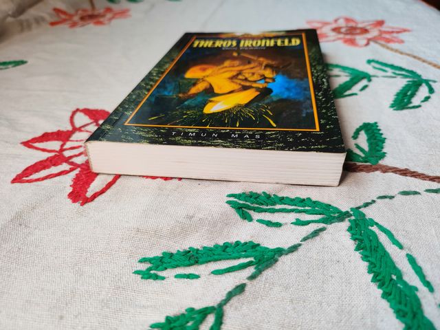 Theros Ironfeld. Dragonlance. Timun Mas.