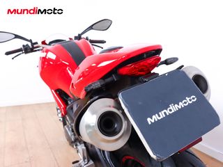 DUCATI MONSTER 696 PLUS