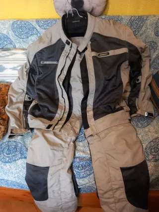 Traje de moto completo