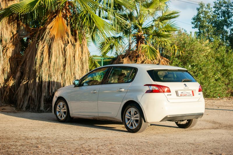 Peugeot 308 1.6 BlueHDi Access 2015, foto 9