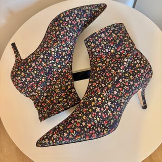 Botines elásticos estampados florales