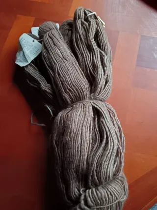 Lana Manos - Filato Marrone