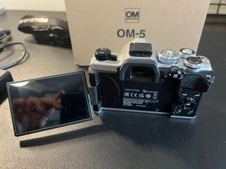 Cámara OM SYSTEM OM-5